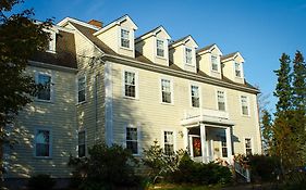 Desbarres Manor Inn